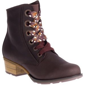 Chaco Cataluna Boots Sz 9.5